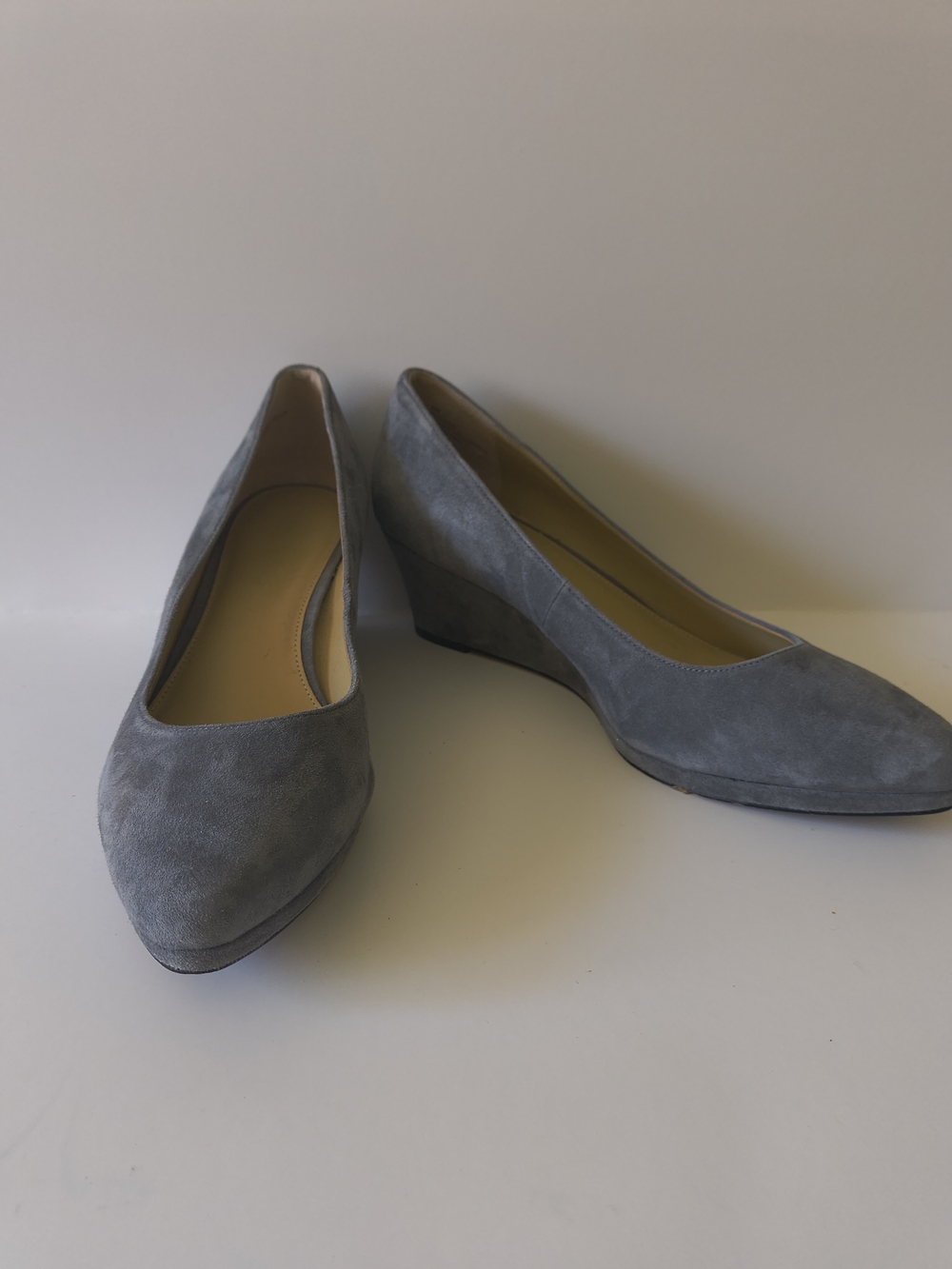 Talbots Lacey Gray Suede Platform Wedge - Picture 4 of 8